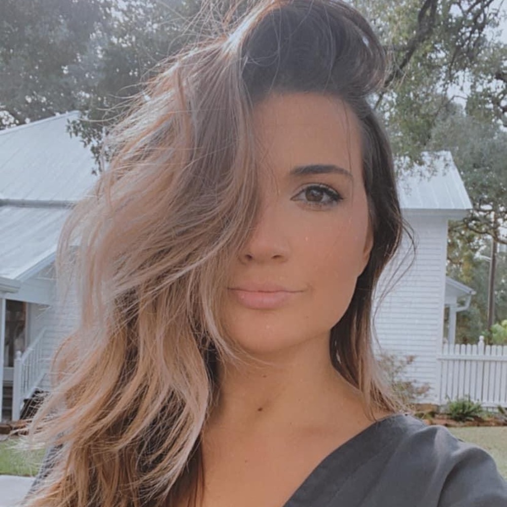 Meet your Posher, Avery